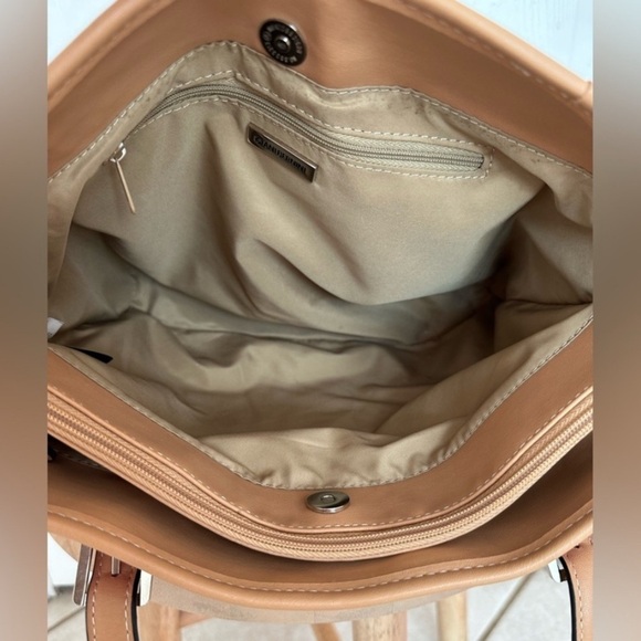 GIANI BERNINI ~ Women’s Raspberry colored leather strap shoulder bag 15” x 10” - Picture 3 of 8